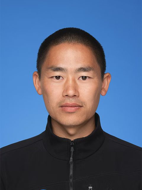 暂无照片