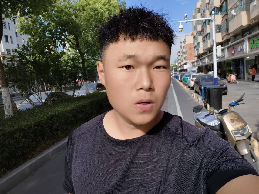 暂无照片