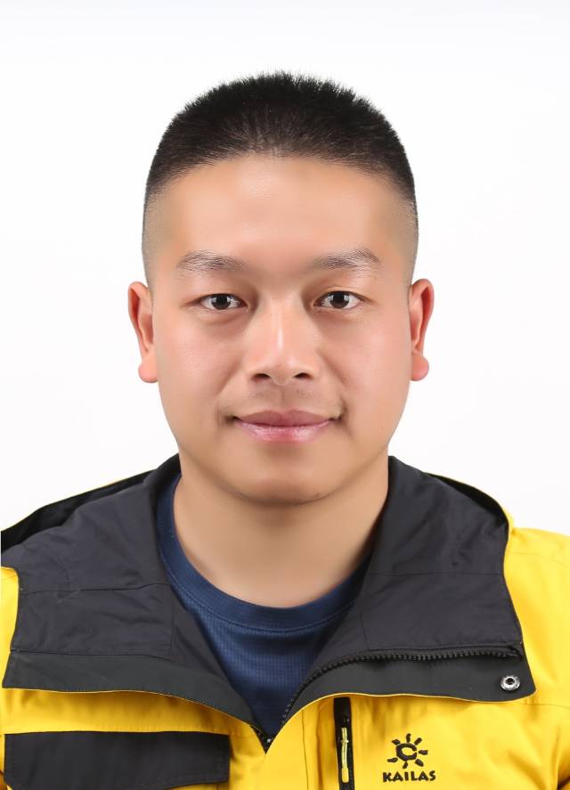 暂无照片